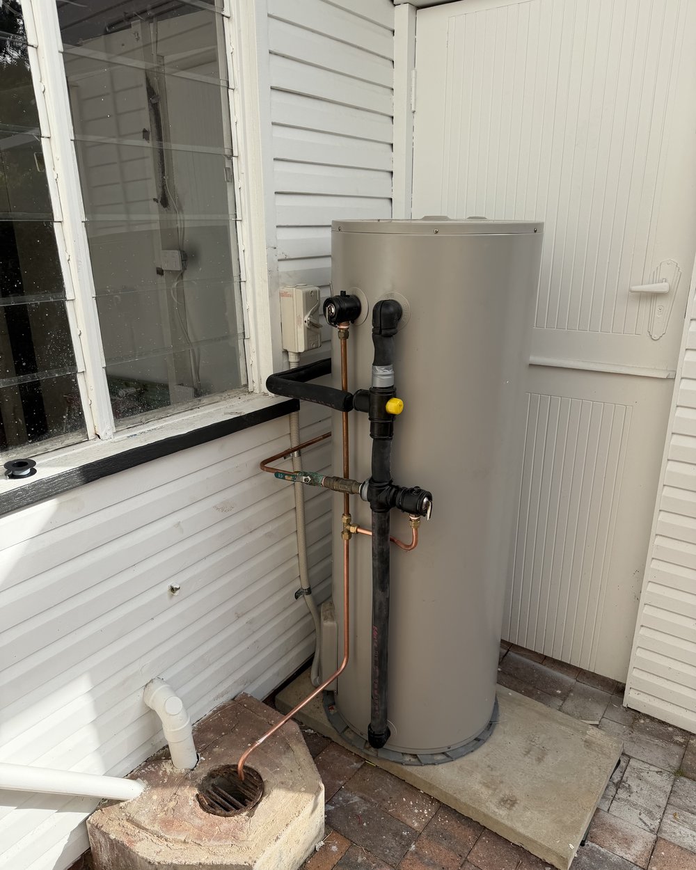 Hot water system installed by Veyron Plumbing and Drainage, Northside Brisbane